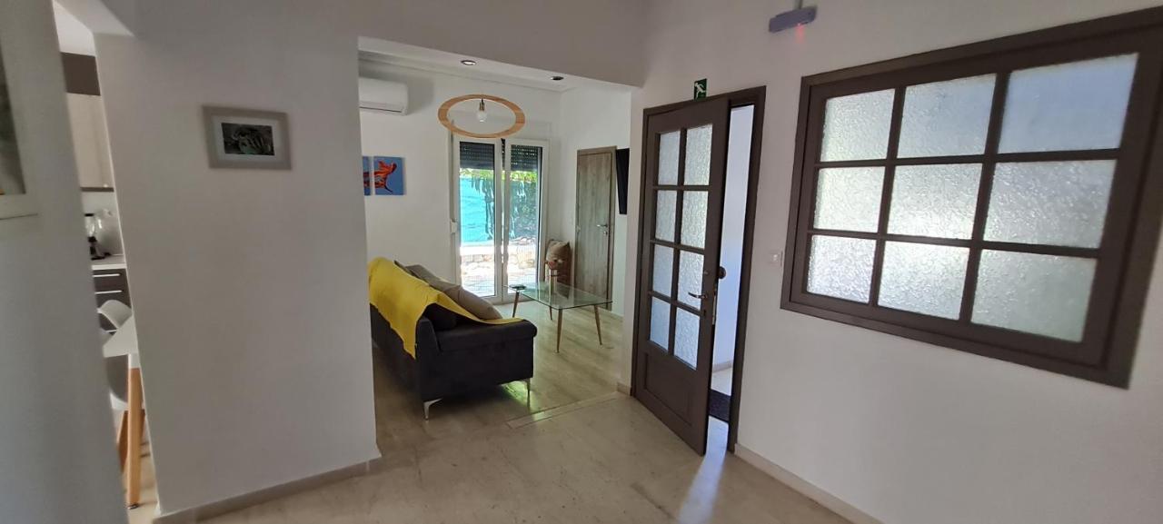 Gerys House Daire Nikiana Dış mekan fotoğraf