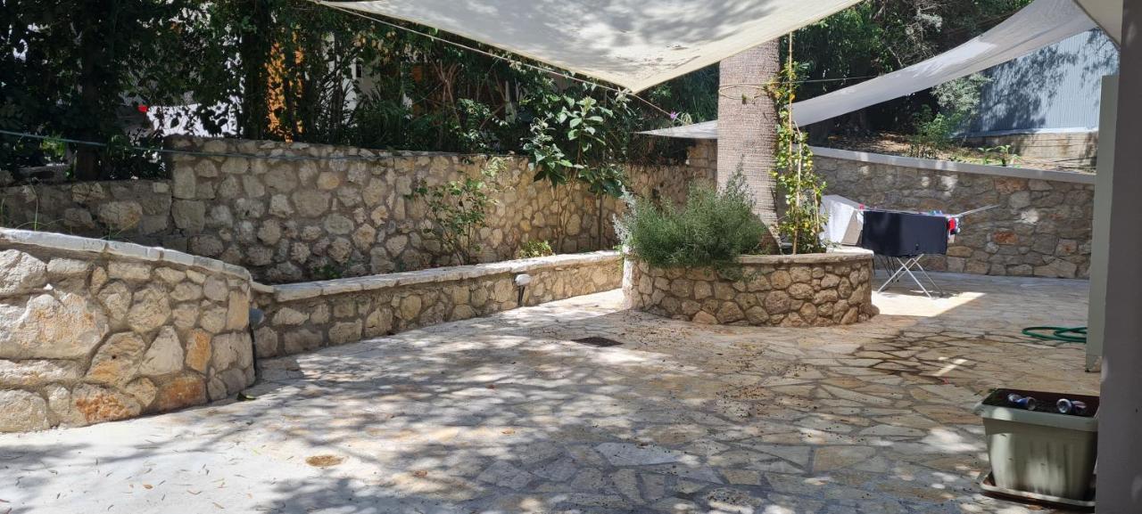 Gerys House Daire Nikiana Dış mekan fotoğraf